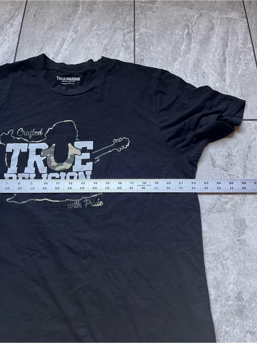 True Religion Mens XL Black Graphic T-Shirt Camo Horseshoe Guitar Logo Cotton